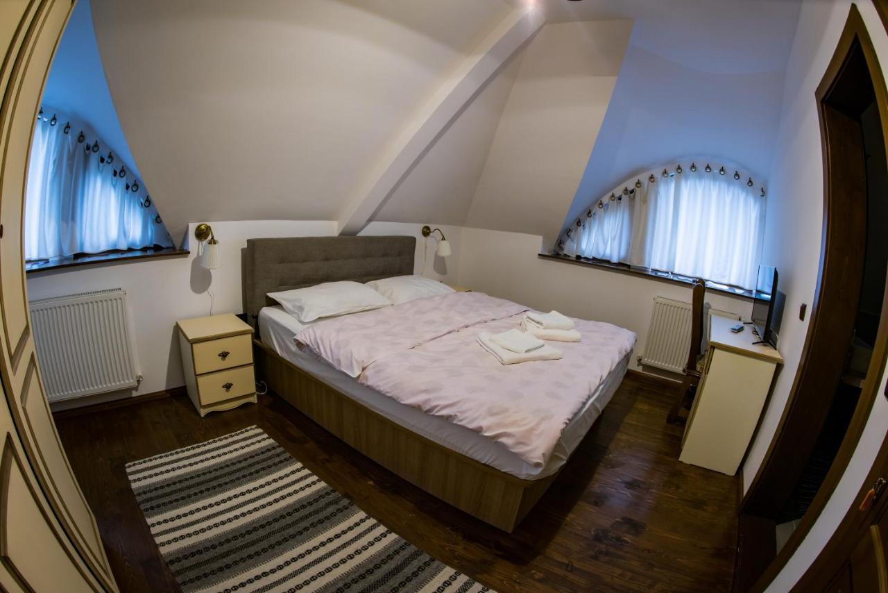 Casa Strabunicului Hotel Partestii de Sus  Buitenkant foto