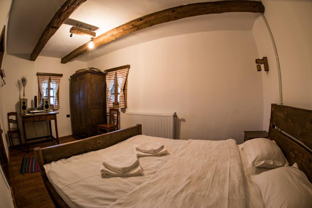 Casa Strabunicului Hotel Partestii de Sus  Buitenkant foto