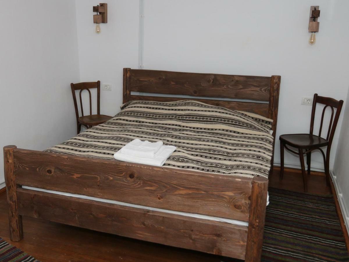 Casa Strabunicului Hotel Partestii de Sus  Buitenkant foto