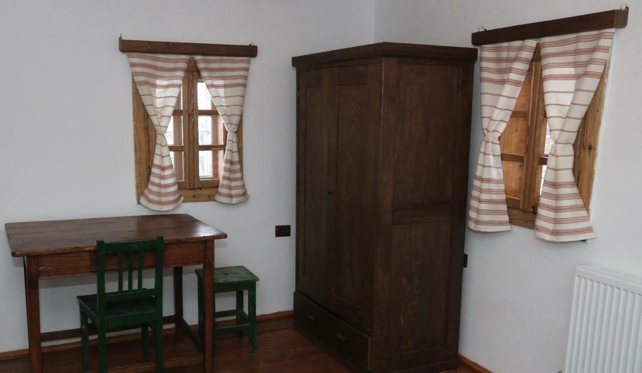 Casa Strabunicului Hotel Partestii de Sus  Buitenkant foto